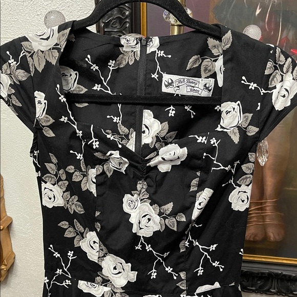 🖤 NWOT Hell Bunny Vixen Natalia Rose Retro Rockabilly Swing Dress Size XS - Picture 5 of 9